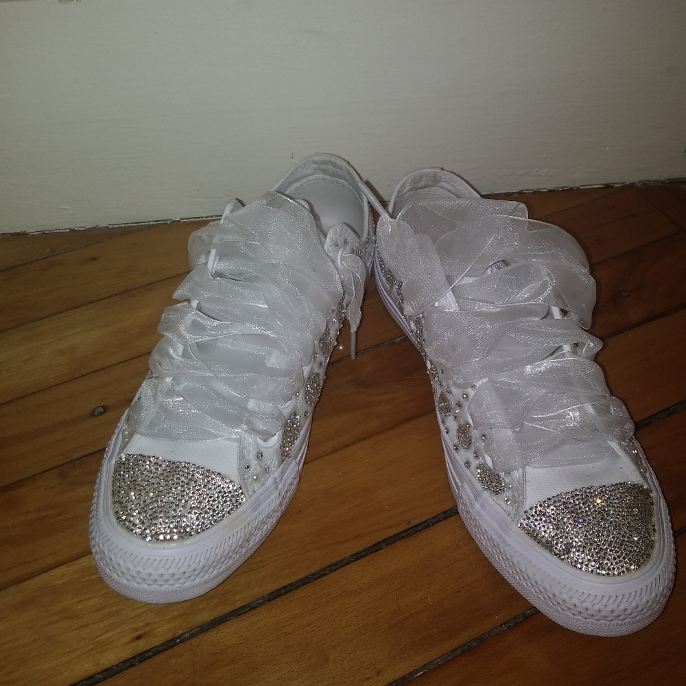 White converse (rhinestone custom)